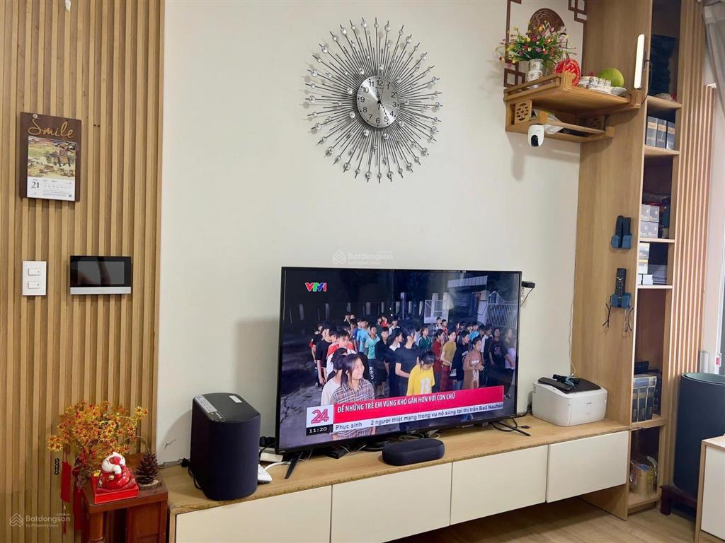 Bán căn 56m full nội thất tại akari. chỉ 3550 ty