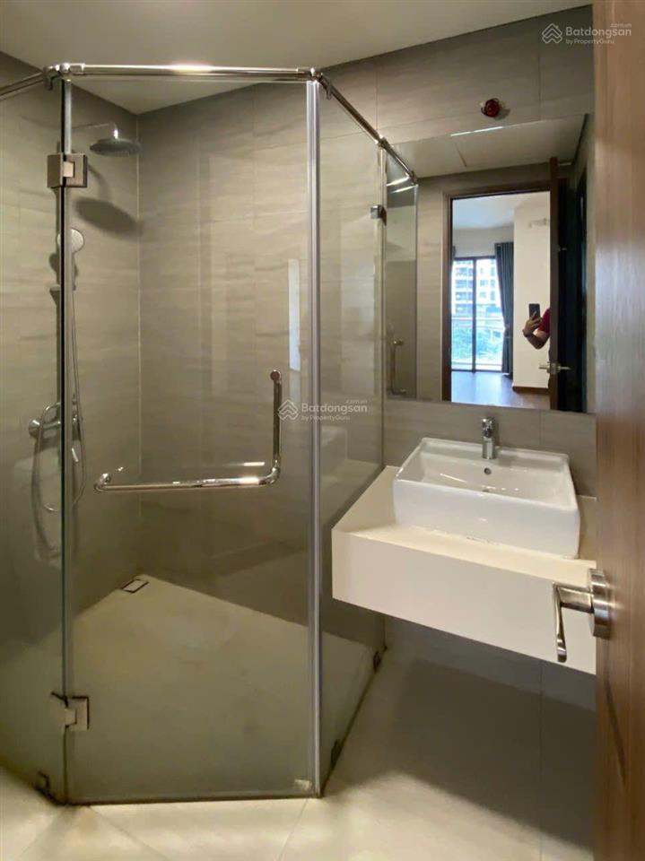 Bán căn 2pn 2wc 80m full nội thất tại akari võ văn kiệt, giá 5.2 tỷ đã có sổ.