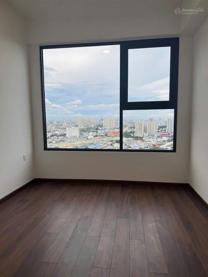 Cho thuê căn góc 84 m 2pn 2wc view đẹp tại akari võ văn kiệt chị 11tr.