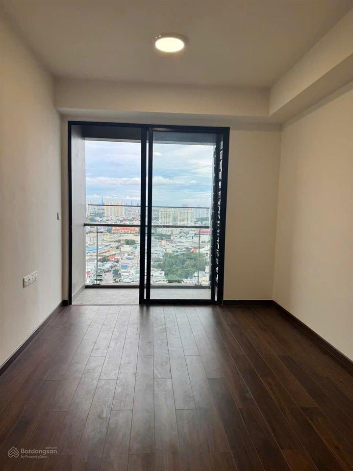 Cho thuê căn góc 84 m 2pn 2wc view đẹp tại akari võ văn kiệt chị 11tr.