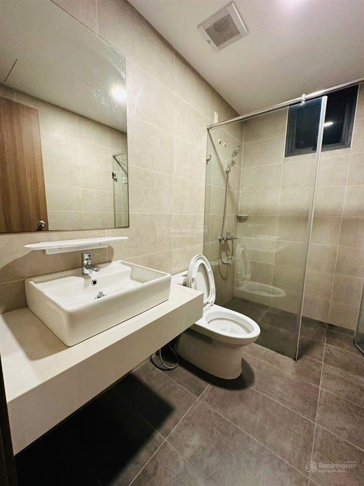 Cho thuê căn 95m2 3pn tại akari võ văn kiệt, chị 13,5tr còn miễn phí quản lý tới tháng 10.