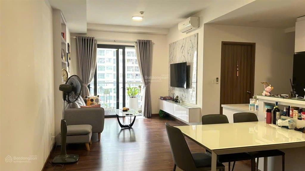 Cho thuê căn góc 99 m2 full nội thất chỉ 16triệu tại akari nam long võ văn kiệt