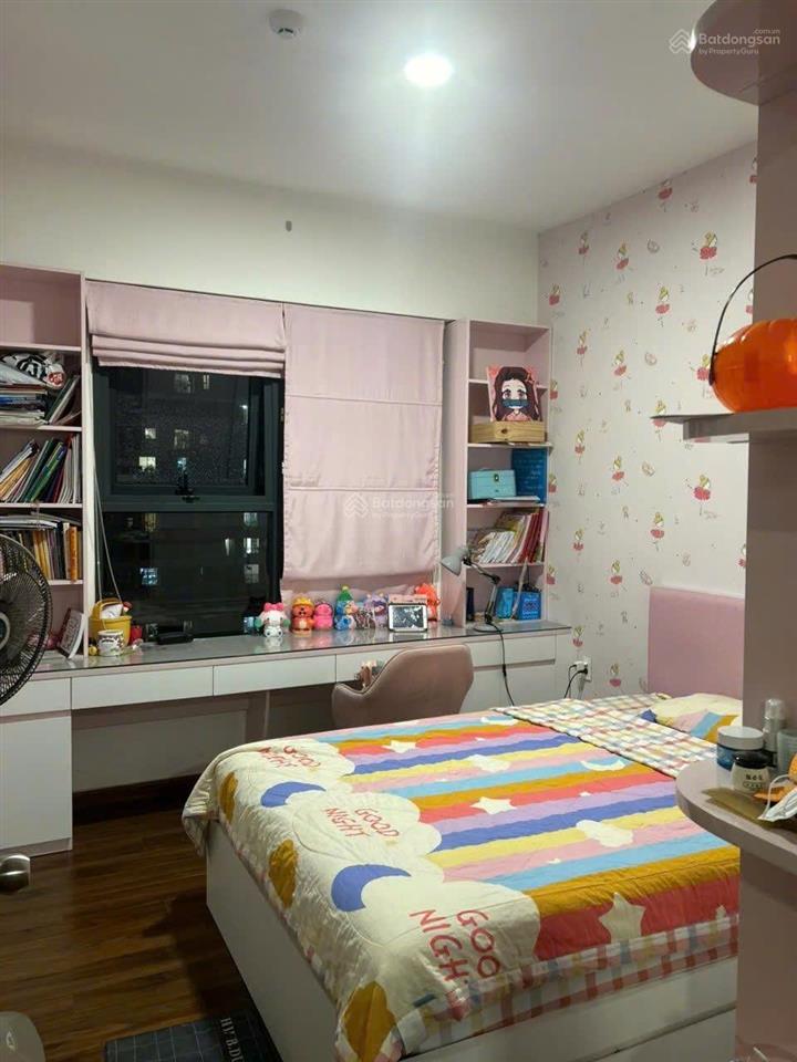 Cho thuê căn góc 99 m2 full nội thất chỉ 16triệu tại akari nam long võ văn kiệt