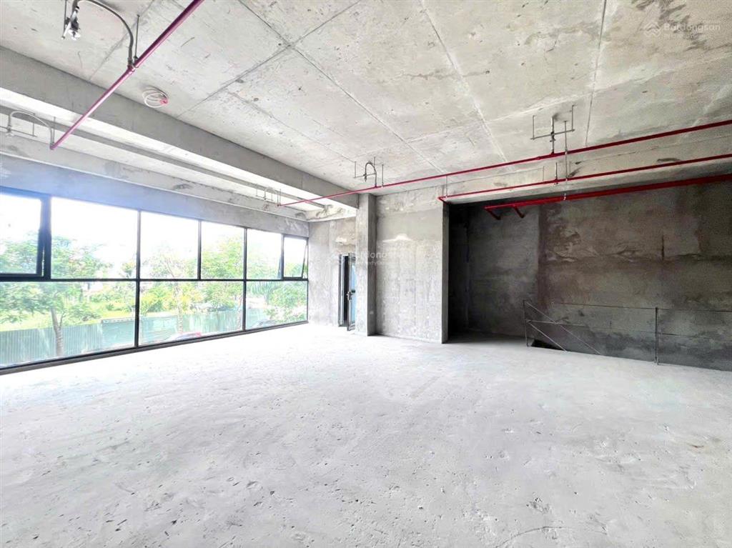 Cho thuê shophouse akari 185m2 chỉ 42tr