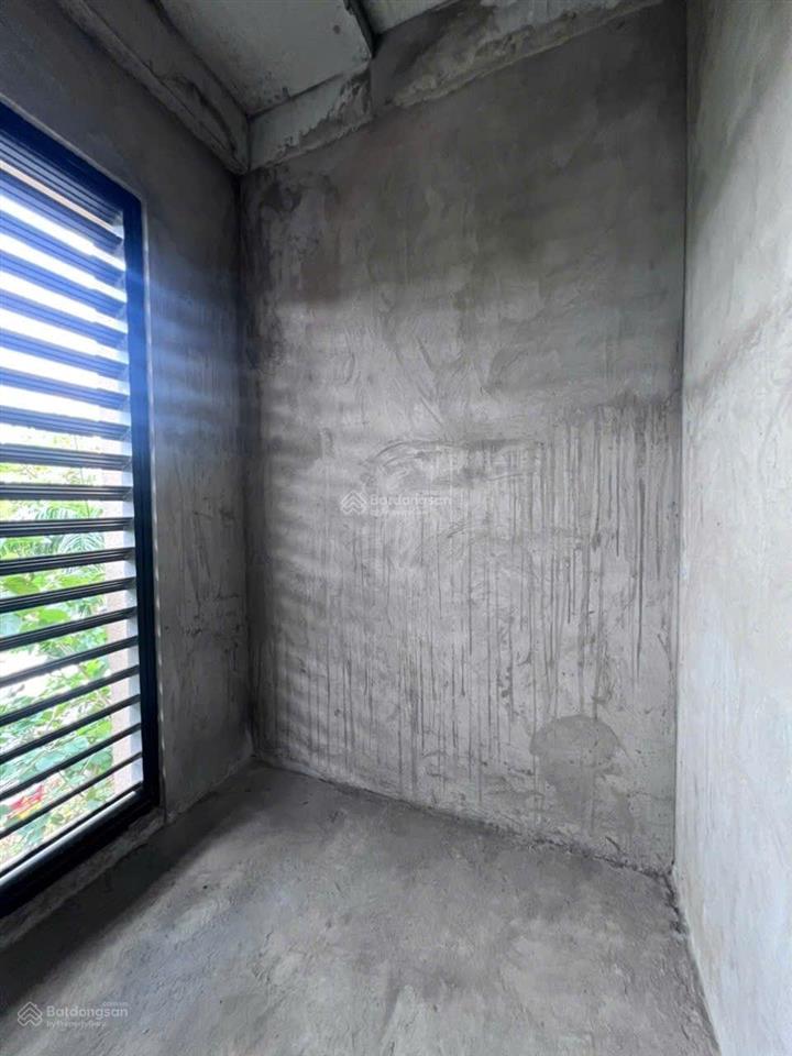 Cho thuê shophouse akari 185m2 chỉ 42tr