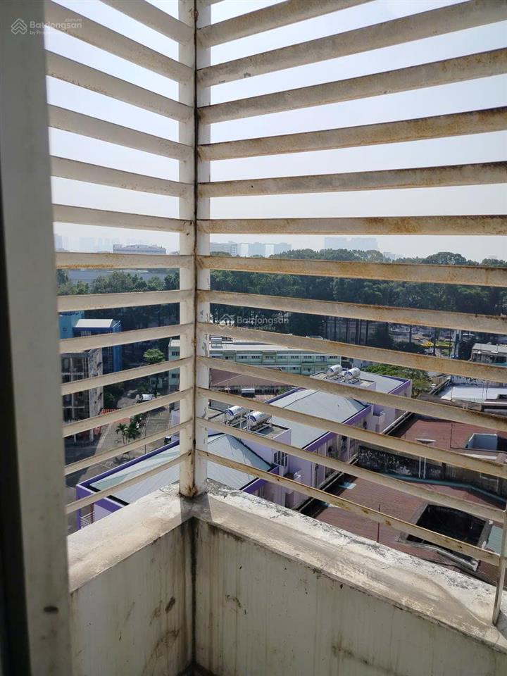 Căn góc tầng 12 trung tâm q5 | cc 155 nguyễn chí thanh