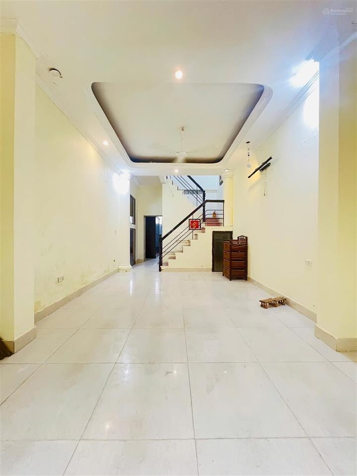 Cho thuê nhà riêng đẹp tại 156 kim ngưu, 60m2x tầng, 14 triệu vnd, nhiều tiện ích