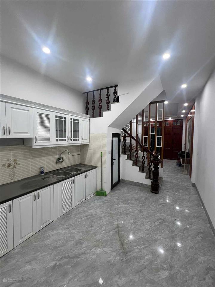 Cho thuê nhà riêng tại hoàng mai, 13 triệu, 35m2x4 tầng, 5pn, 3wc cực chất uy tín