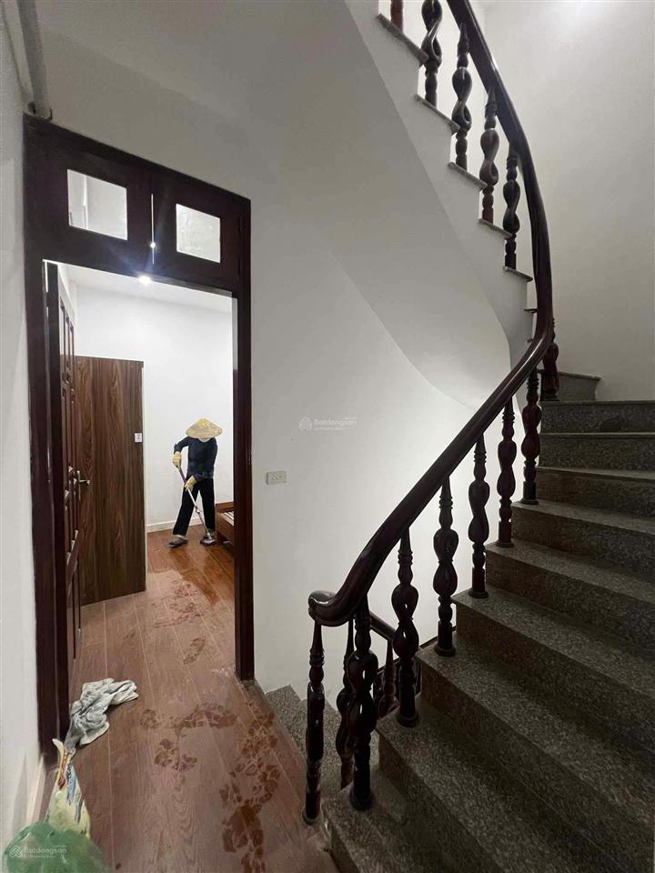 Cho thuê nhà riêng tại hoàng mai, 13 triệu, 35m2x4 tầng, 5pn, 3wc cực chất uy tín
