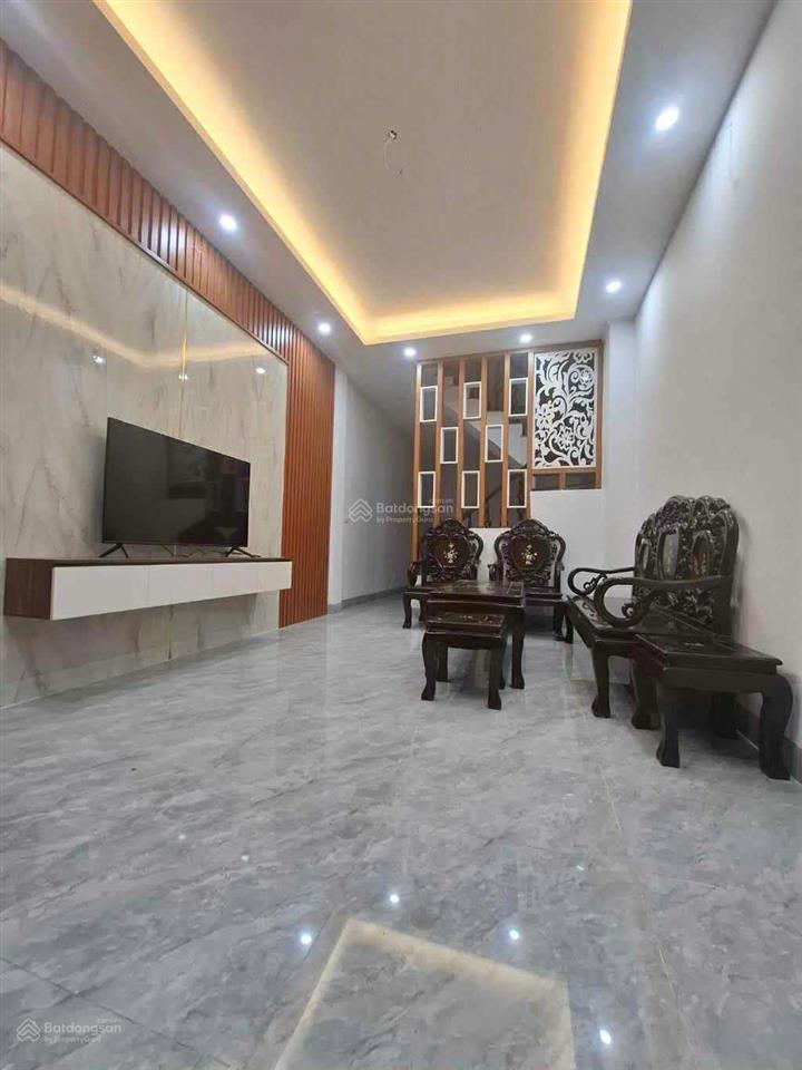 Cho thuê nhà riêng tại hoàng mai, 13 triệu, 35m2x4 tầng, 5pn, 3wc cực chất uy tín