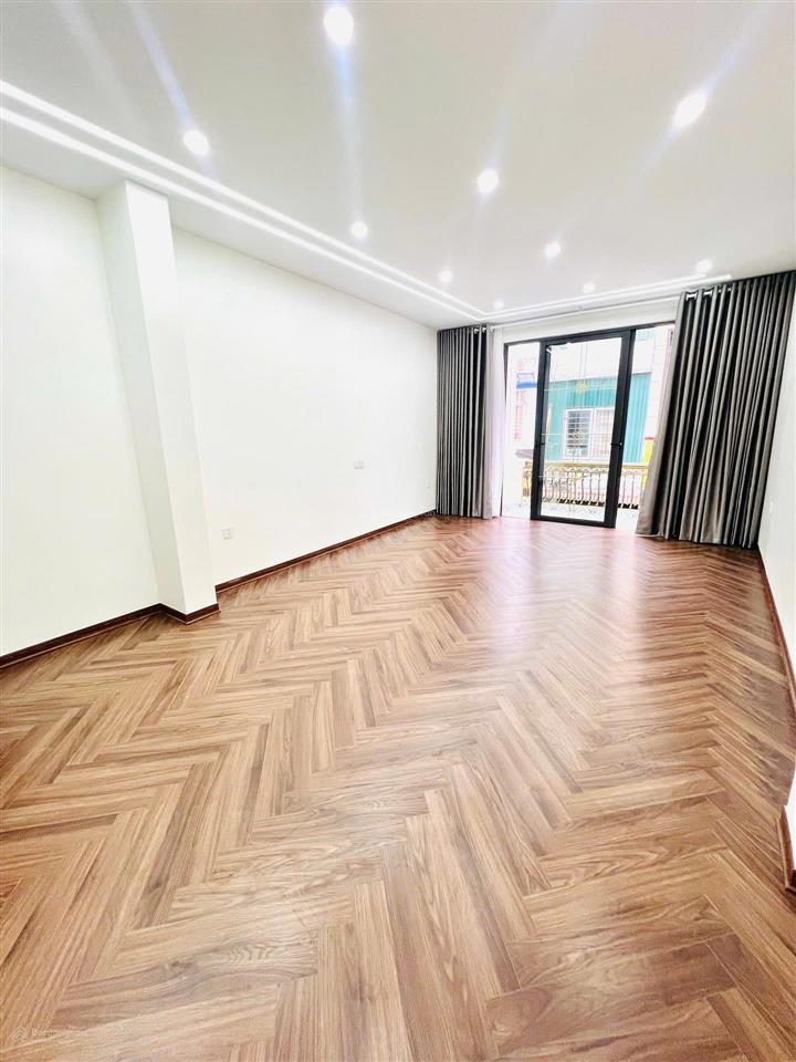 Cho thuê nhà mặt phố tân mai, 28 triệu vnd/th, 51 m2, chính chủ hot!