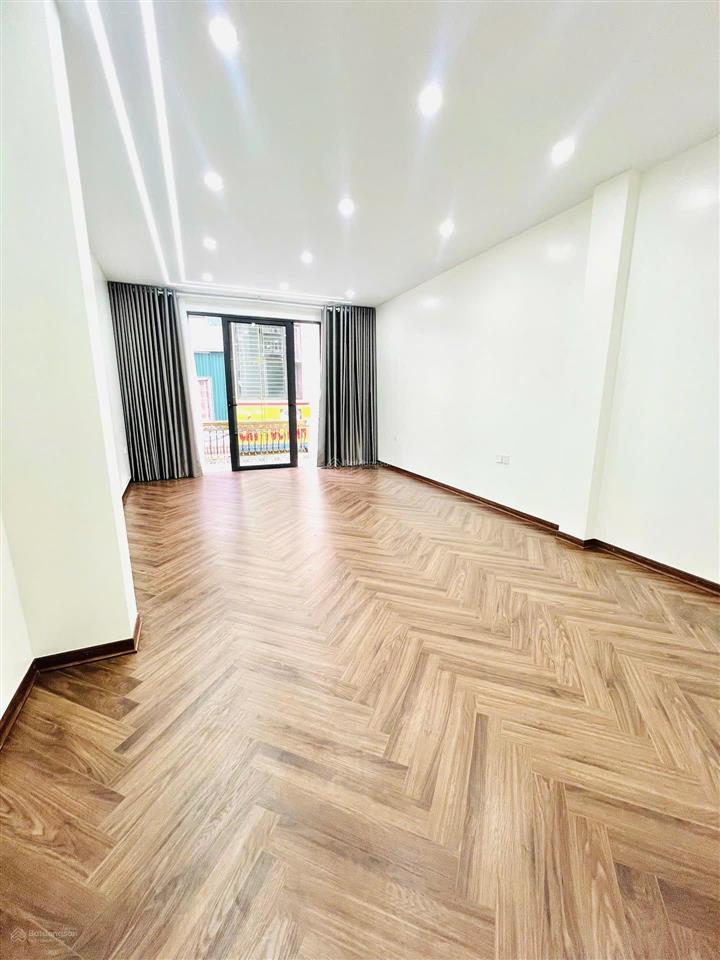Cho thuê nhà mặt phố tân mai, 28 triệu vnd/th, 51 m2, chính chủ hot!
