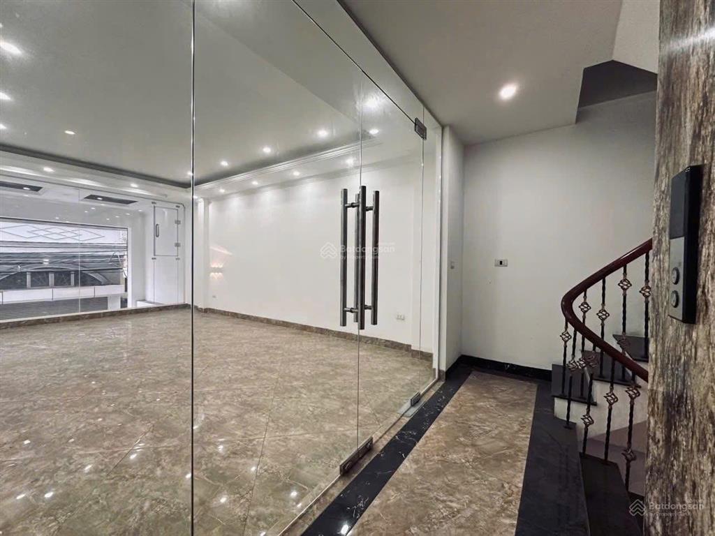 Cho thuê shophouse 60m2, giá 35 triệu/tháng, ở giáp nhị, thịnh liệt, hoàng mai, hà nội
