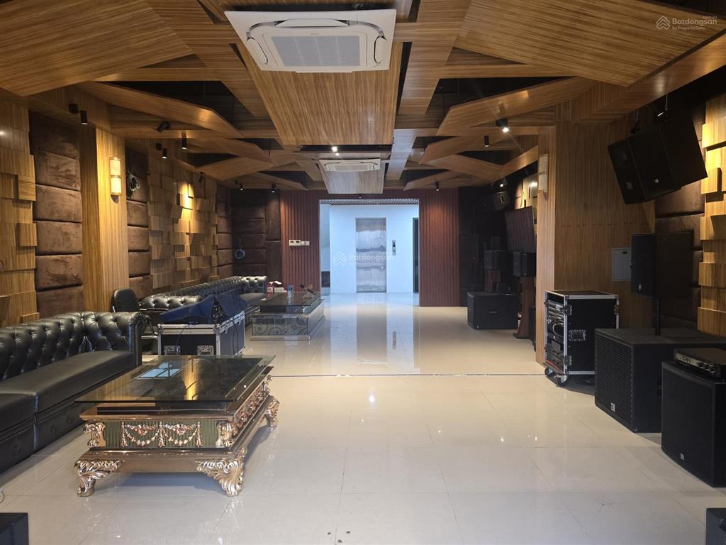 Cho thuê văn phòng tại phố vọng, 110 triệu, 120 m², giá cực chất uy tín