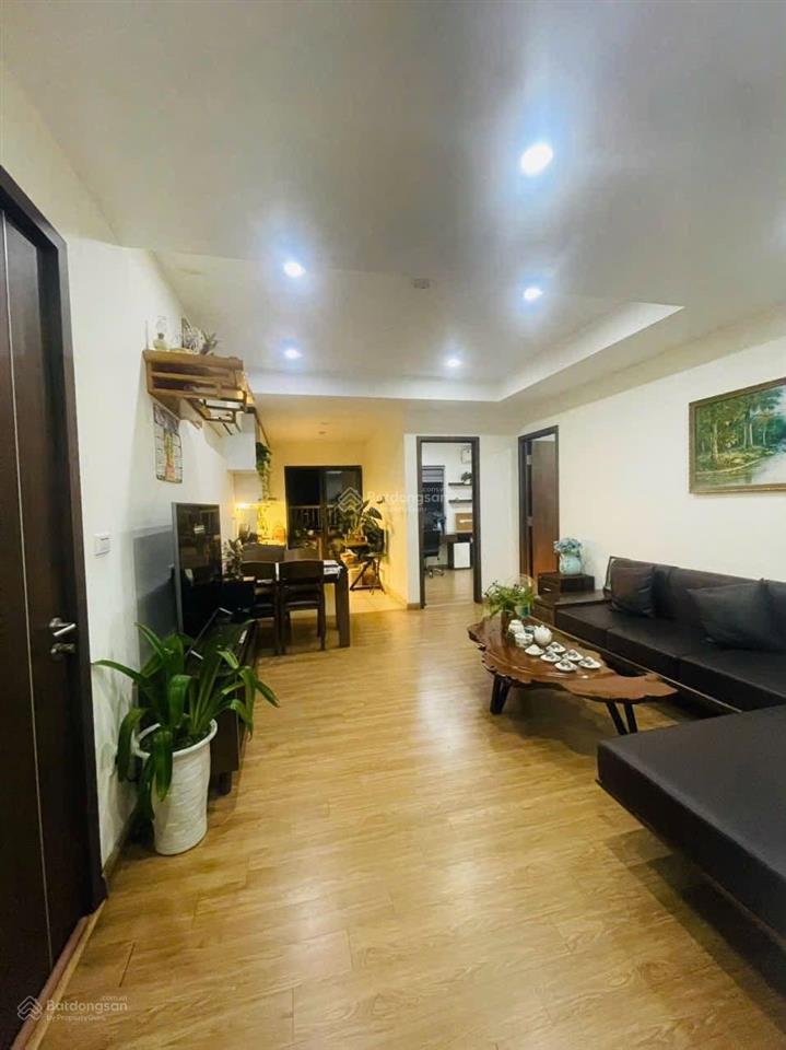 Bán căn hộ osaka complex, 4,6 tỷ, 71m2, 2pn, 2wc, đầy đủ nội thất, chính chủ, hot!