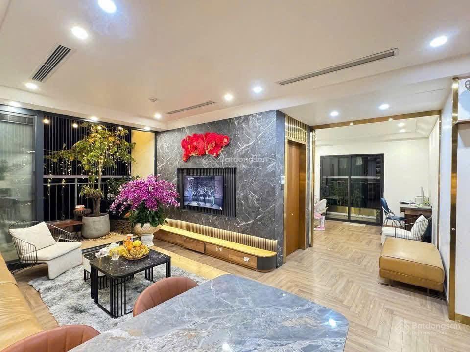 Bán căn hộ hateco hoàng mai, 7 tỷ, 107 m2, 3pn, 2vs, giá tốt