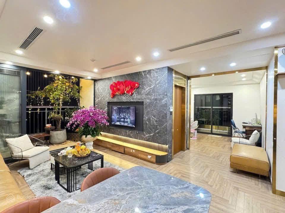 Bán căn hộ hateco hoàng mai, 7 tỷ, 107 m2, 3pn, 2vs, giá tốt