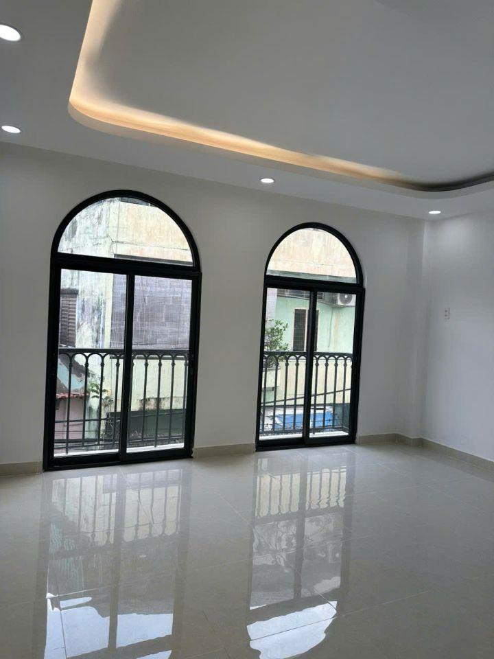 Bán nhà HXH đường Nguyễn Thượng Hiền Phường 5 Bình Thạnh