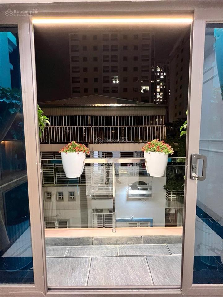 Bán nhà phân lô vip hoàng đạo thành 8 tầng thang máy ô tô vào nhà kinh doanh đỉnh 42m2 giá 20.5 tỷ