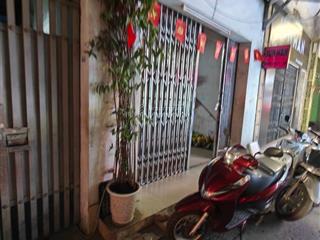 Bán đất  cự lộc  mặt phố ô tô tránh  lô góc sát royal city  50m2  giá chỉ 25 tỷ