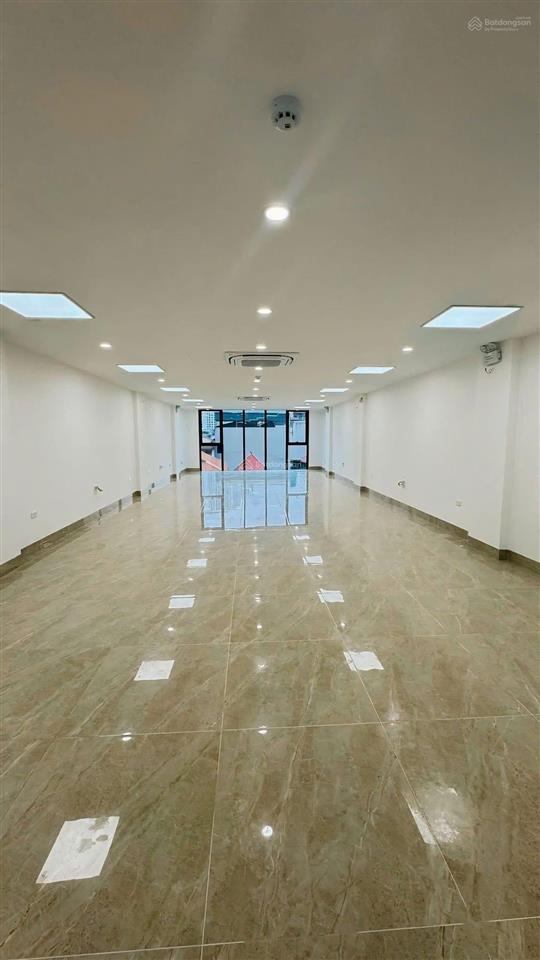 Siêu phẩm mặt phố tô vĩnh diện 8 tầng 1 hầmthang máy dòng tiền 180tr/thángpccc120m giá 75 tỷ