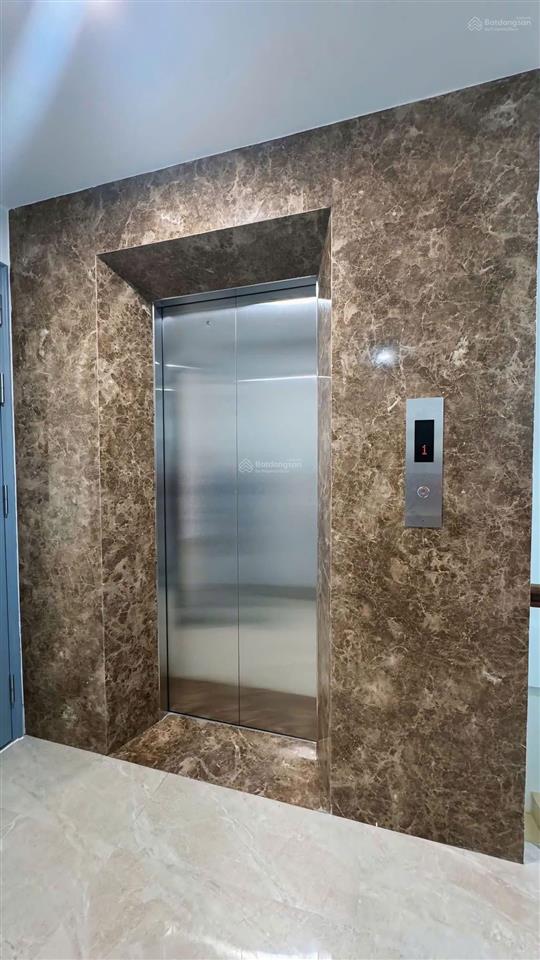Siêu phẩm mặt phố tô vĩnh diện 8 tầng 1 hầmthang máy dòng tiền 180tr/thángpccc120m giá 75 tỷ
