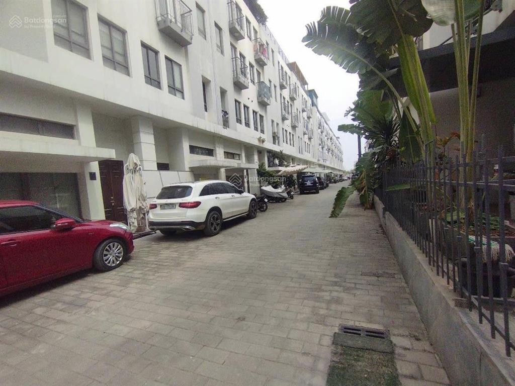 Siêu phẩmthe manor central parkchập 3 căn thông sàn2 mặt tiền đẳng cấptrụ sở cty225 giá 95 tỷ