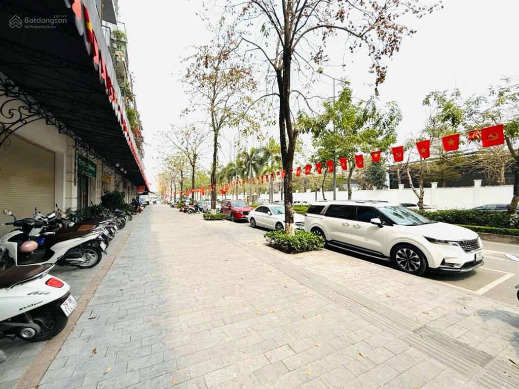 The manor nguyễn xiển căn góc đẳng cấp 2 mặt tiền khủng thông 3 căn trụ sở cty 225m giá 102 tỷ