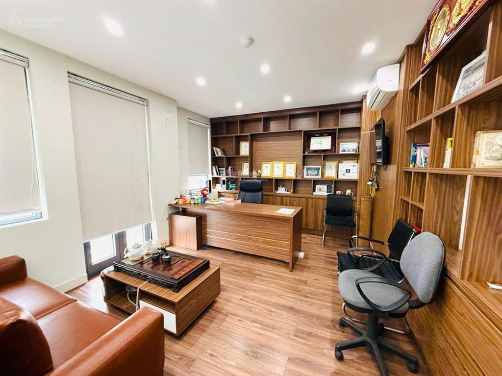 The manor nguyễn xiển căn góc đẳng cấp 2 mặt tiền khủng thông 3 căn trụ sở cty 225m giá 102 tỷ