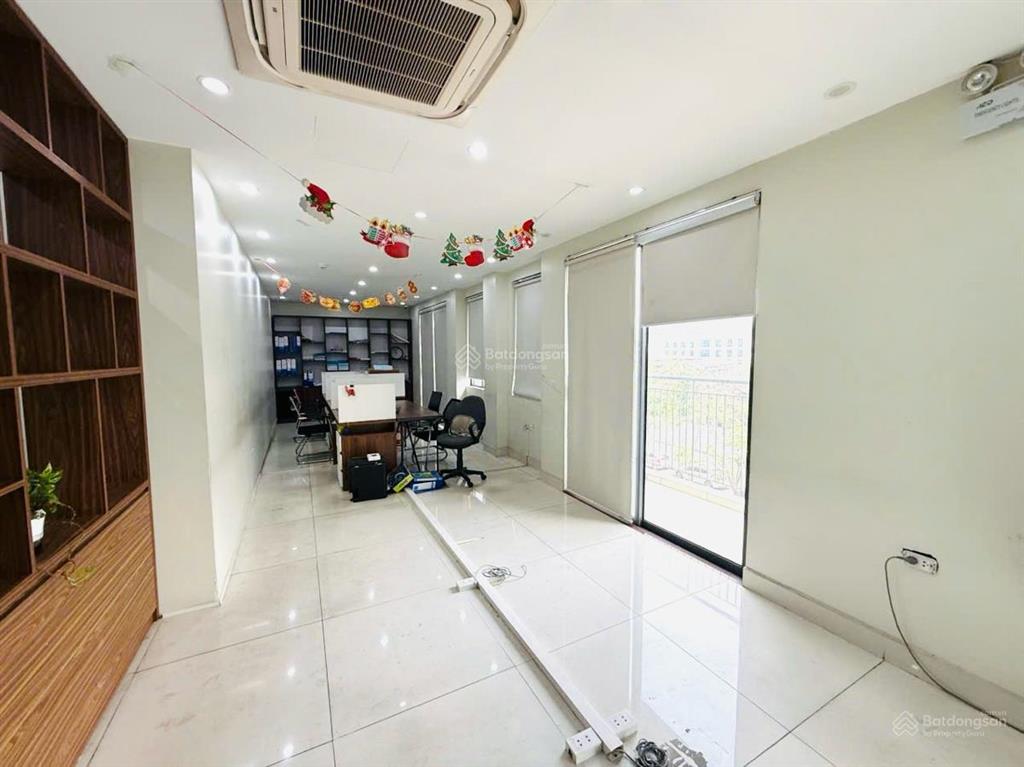 The manor nguyễn xiển căn góc đẳng cấp 2 mặt tiền khủng thông 3 căn trụ sở cty 225m giá 102 tỷ