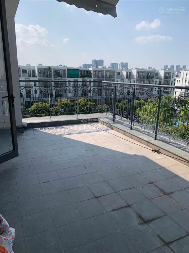 Lô góc 3 thoáng vỉa hè ô tô tránh kd thang máy | the manor central  131m giá 60,8 tỷ