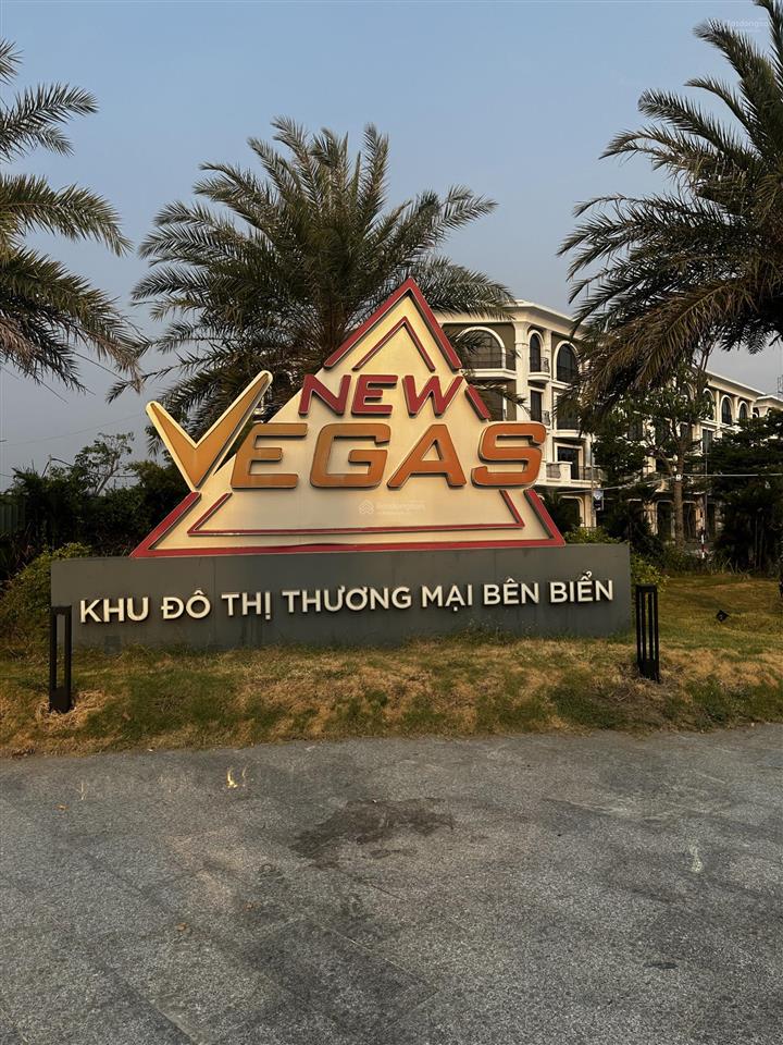 Siêu phẩm nhà phố ngay trung tâm chợ view biển hà tiên