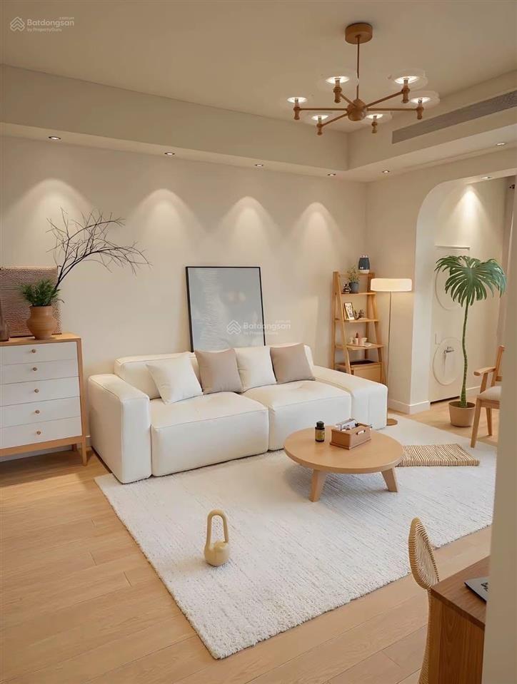 Suất ngoại giao 3pn mã 07b tầng 19. đóng 30% ký hđ trực tiếp. vay lãi ưu đãi. giá rẻ hơn tt 3tr/m2