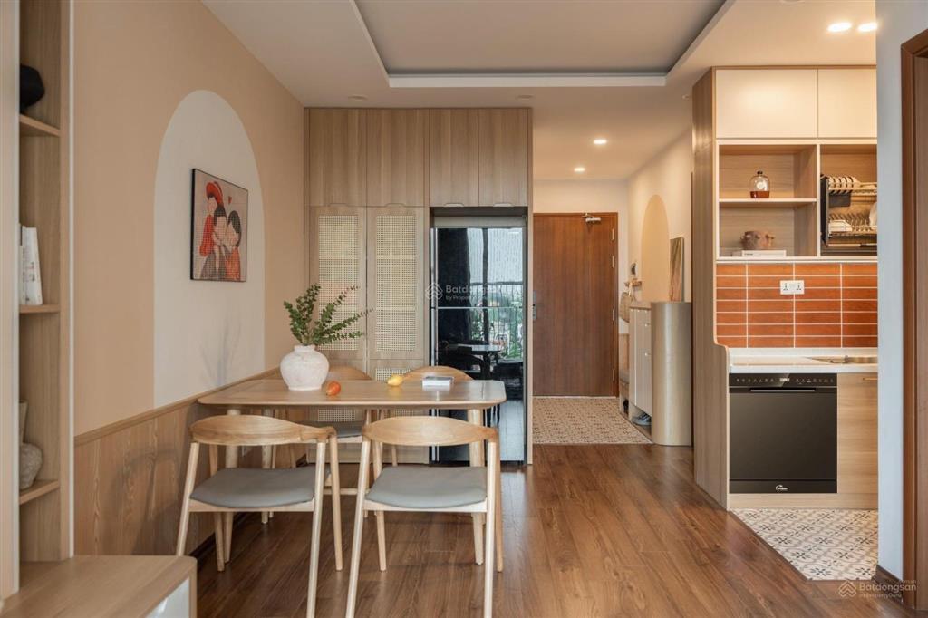 Bán gấp căn 3pn 99m2 mã 06a, tầng 12, giá rẻ hơn thị trường 3.5triệu/m2, được vay nh lãi tốt
