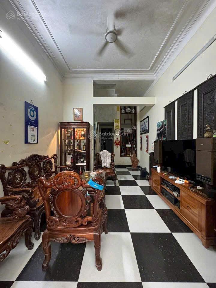 Bán nhà phố kim ngưu, hai bà trưng, cạnh time city, nhà đẹp, dt 54m2* 5 tầng* giá 8.9 tỷ