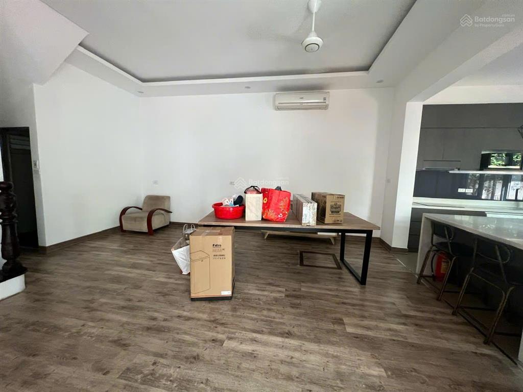 Bán nhà ngõ 12 phố đặng thai mai, tây hồ, ô tô, dt 255.5m2*5 tầng*mt 15m*giá 56 tỷ