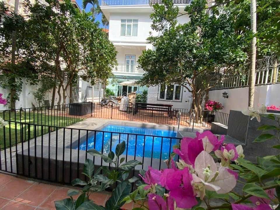 Bán nhà ngõ 12 phố đặng thai mai, tây hồ, ô tô, dt 255.5m2*5 tầng*mt 15m*giá 56 tỷ