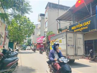 Bán đất mặt phố bà triệu, hà đông, siêu hiếm đầu tư, dt 100m²* mt 7.4m*giá 30.6 tỷ