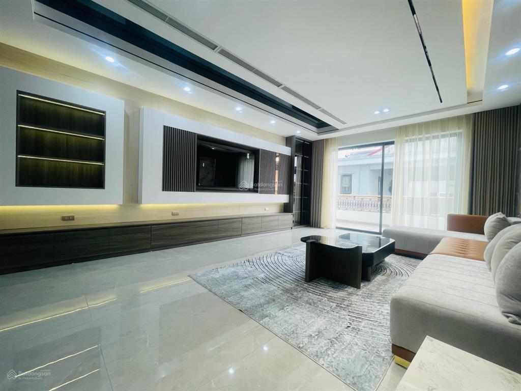 Bán nhà mặt phố đẹp tại tô hiệu, mỗ lao, q.hà đông, 50m2, 18,8 tỷ, nhiều tiện ích giá cực chất