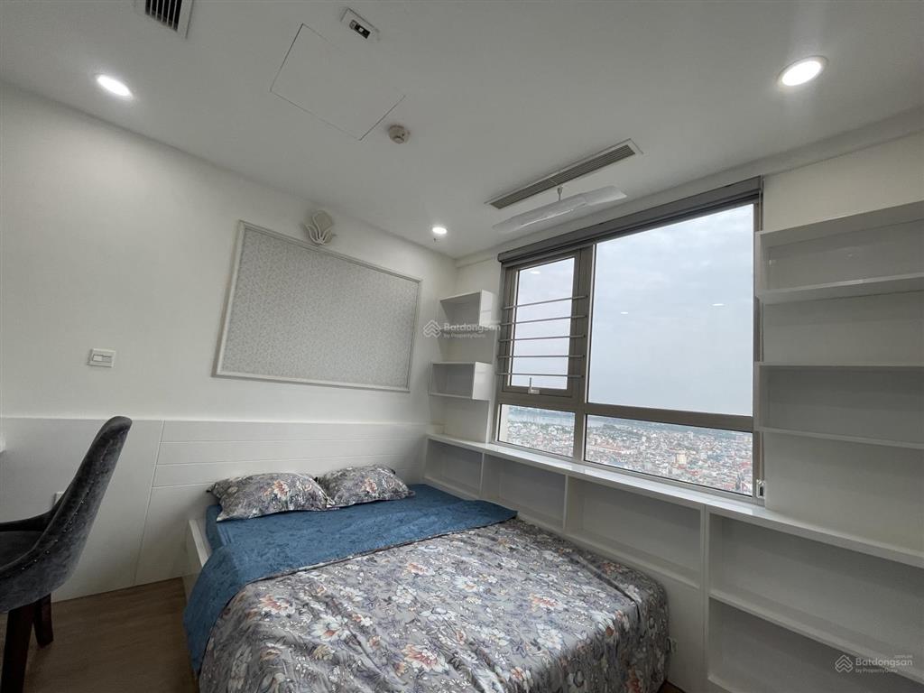 Bán nhà mặt phố tại tam trinh, 16,6 tỷ, 45m2, giá tốt chỉ với dưới 400tr/m làm vp spa trung tâm