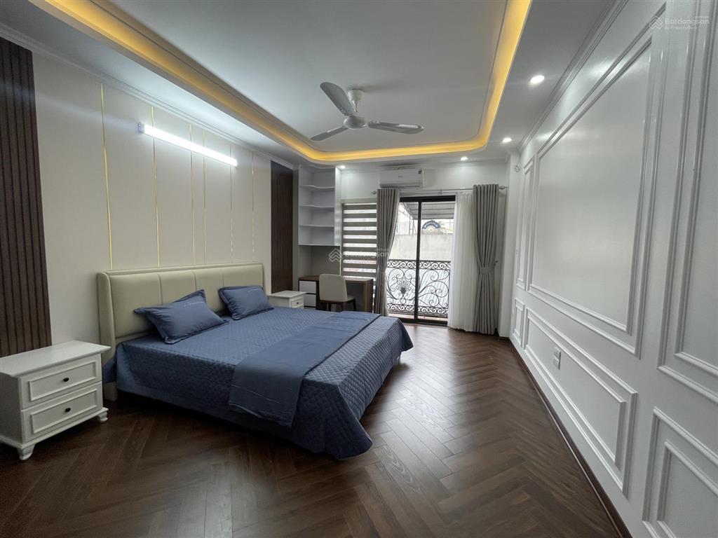 Bán nhà mặt phố tại quán thánh, 47 tỷ, 50 m2, mặt tiền 5.8m, giá tốt, uy tín