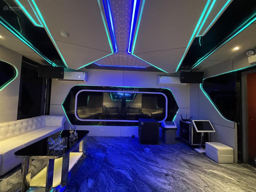 Bán gấp nhà mặt phố tại triệu việt vương, 408 tỷ, 266.5m2, 7 tầng, mặt tiền 12m  dòng tiền 400tr