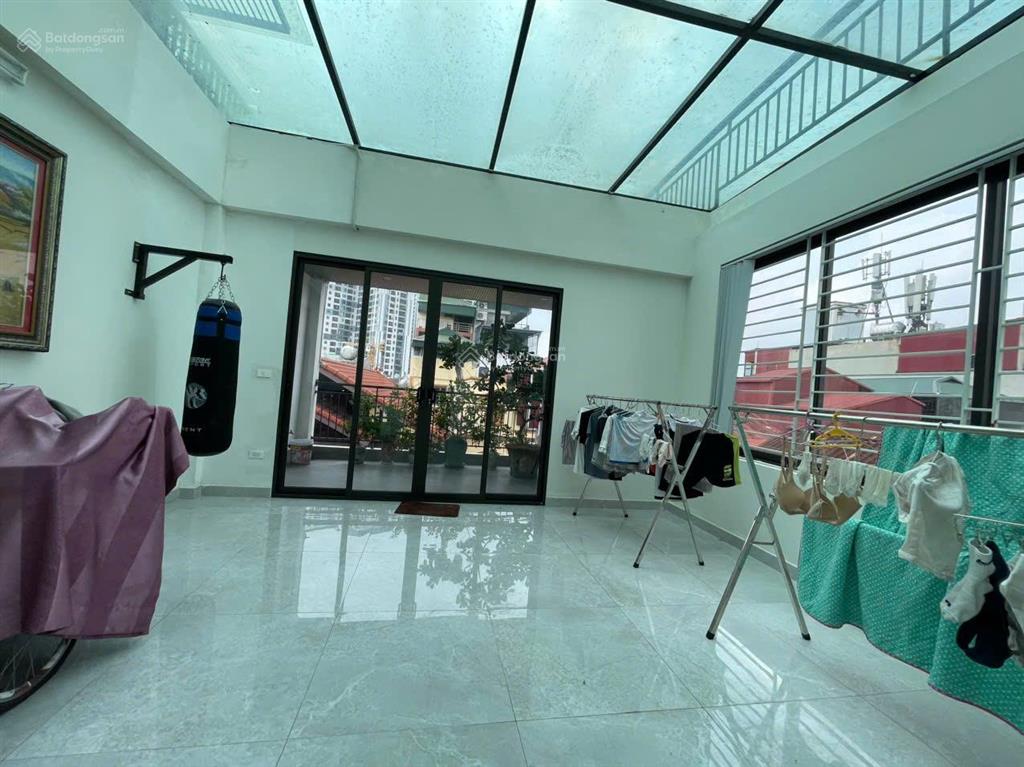 Bán nhà phố lạc trung  phân lô ô tô vào nhà  nhà 6 tầng  giá 35.8 tỷ