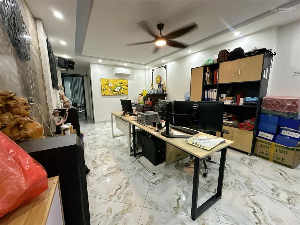 Bán nhà mặt phố tại hoàng mai, 23,45 tỷ, 73m2, thang máy 6t x 5 phòng ngủ  sẵn vừa ở cho thuê vp