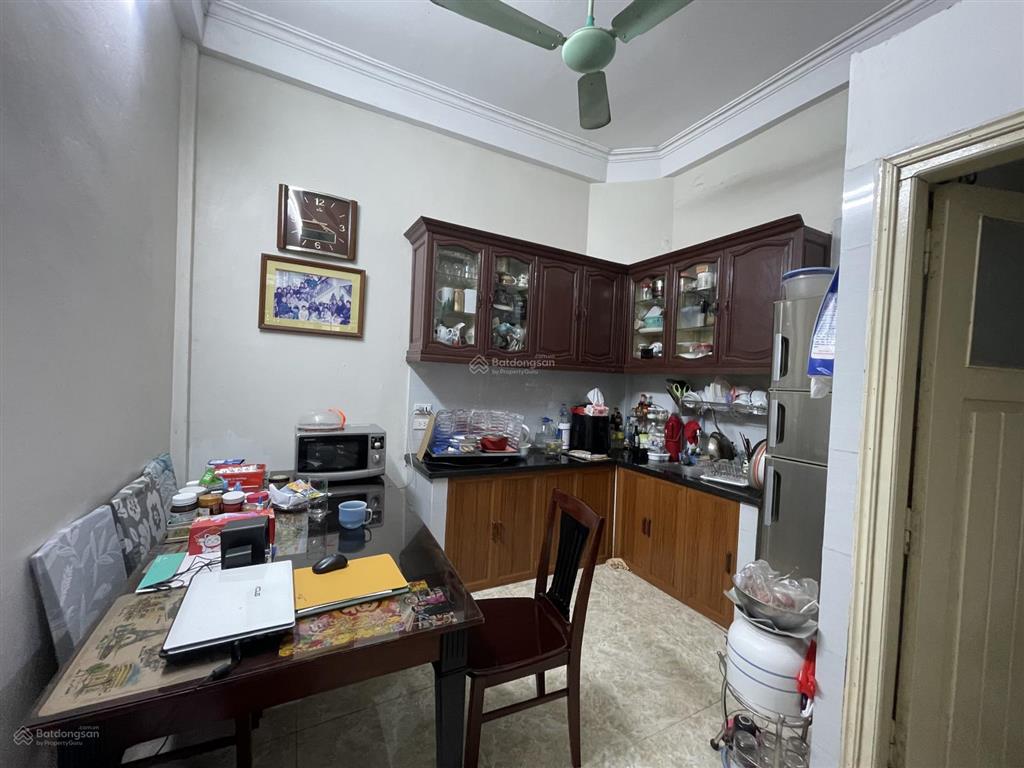 Bán nhà gần hồ  trường học các cấp, 4 tầng, 42,6 m2 tại phố hương viên, quận hai bà trưng, 14,8 tỷ
