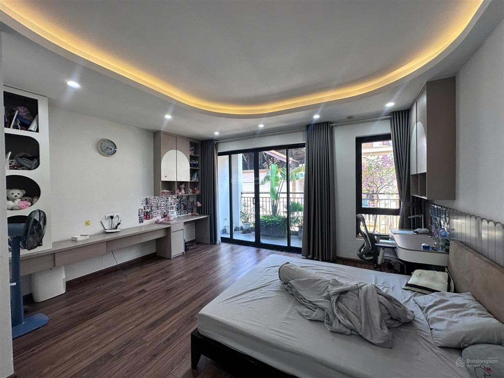 Bán nhà riêng tại lạc nghiệp, 20 tỷ, 48 m2, 5 tầng, 4m mặt tiền, khu plo oto ngủ trong nhà