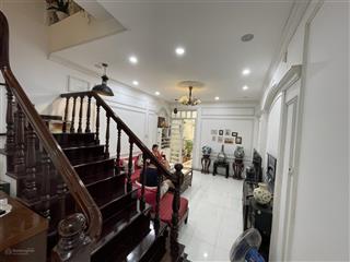 Bán nhà riêng tại thái hà, 13,5 tỷ, 60,1m2, 5pn, oto đỗ cửa  full đồ ở ngay