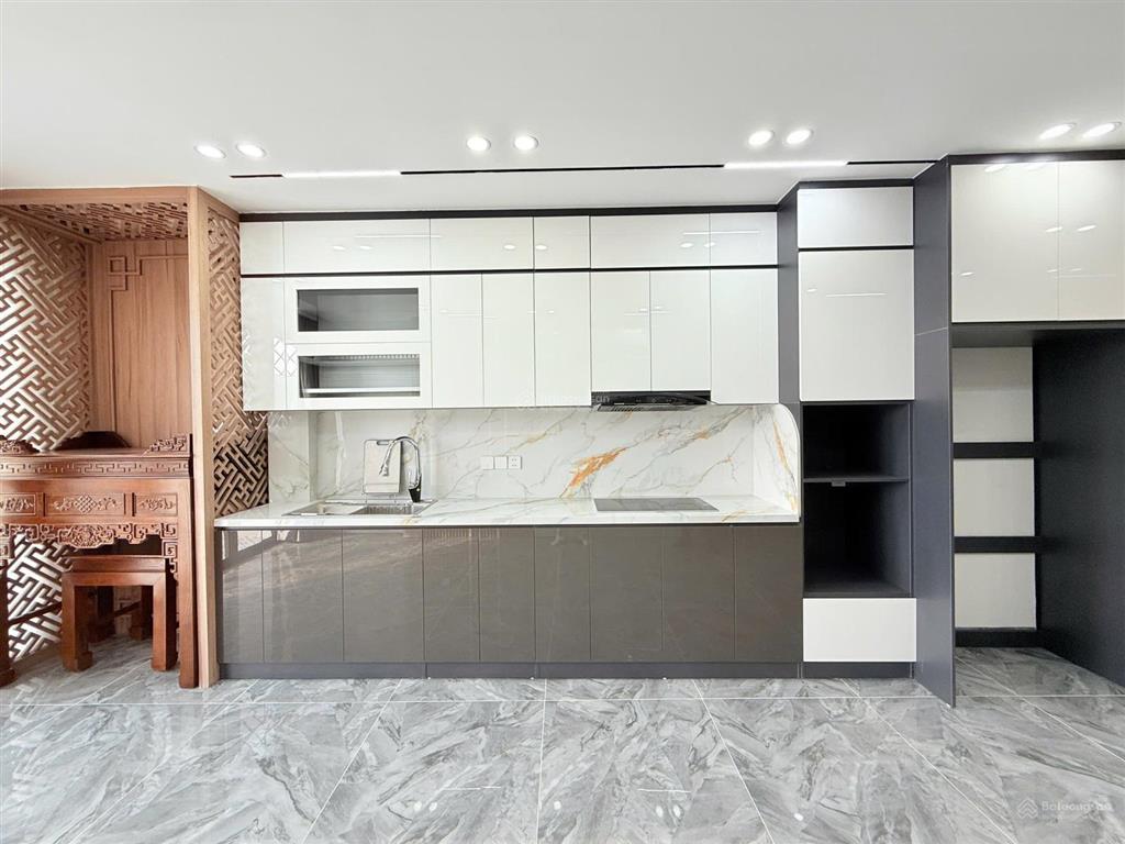 Bán nhà mặt phố tại trích sài, 350 tỷ, 500 m2, mặt tiền 18m, pháp lý đầy đủ