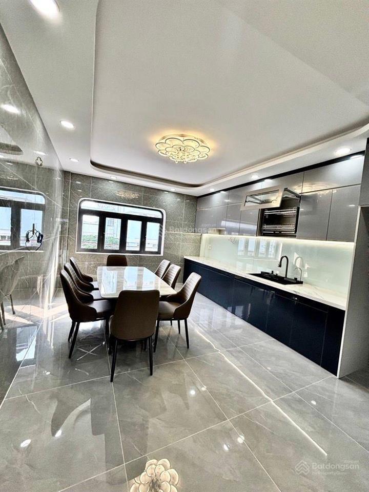 Bình tân gần mã lò hương lộ 2, 68m2, 4x17m, nhà mới 5 tầng thang máy cao cấp giá chỉ nhỉnh 8tỷ