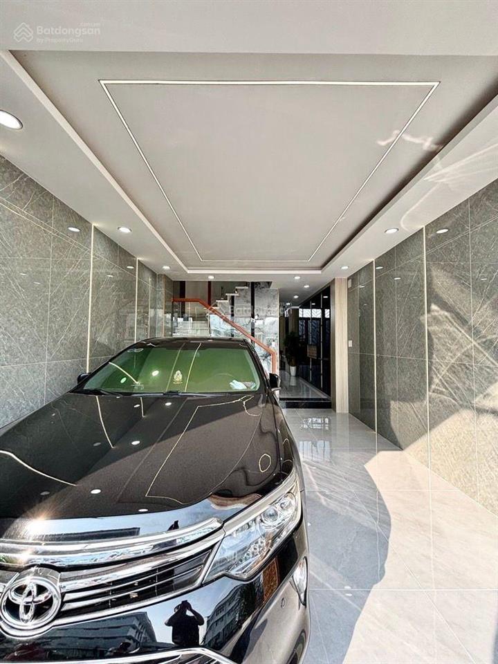 Bình tân gần mã lò hương lộ 2, 68m2, 4x17m, nhà mới 5 tầng thang máy cao cấp giá chỉ nhỉnh 8tỷ